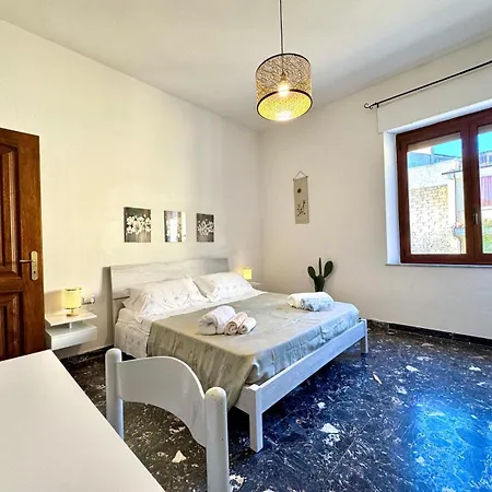 Orchid House Apartment *