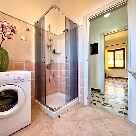 Orchid House * Bari Sardo